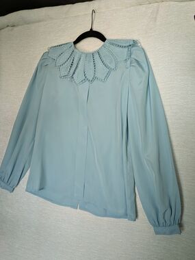 Nilani Light Teal Embroidery-Yoke Long Sleeve Button Back Size9/10 Vintage